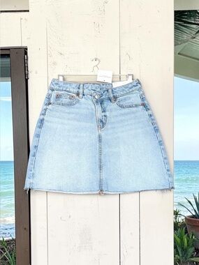 American Eagle NWT Criss Cross Waist Perfect Mini Stretch Jean Skirt 00